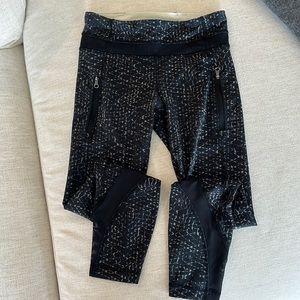Size 4 lululemon crop leggings